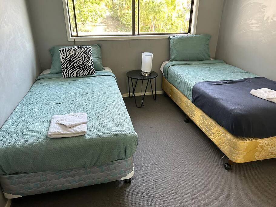 Family 3-bedroom Everton Hills Apartment