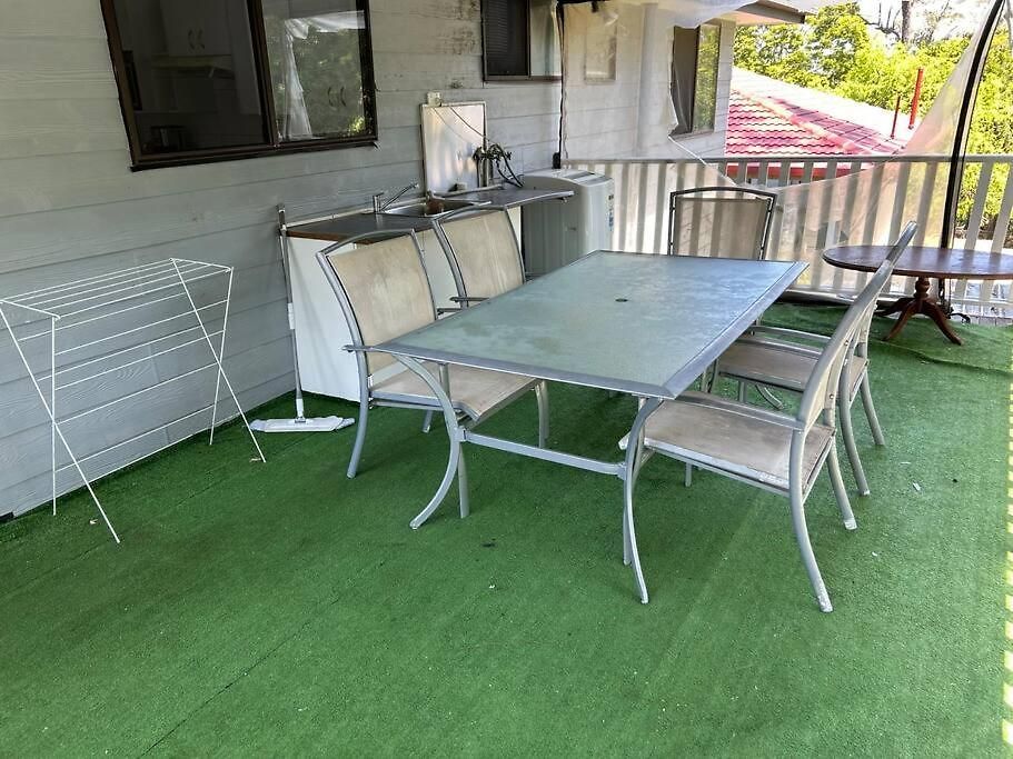 Apartment Family 3-bedroom Everton Hills Brisbane