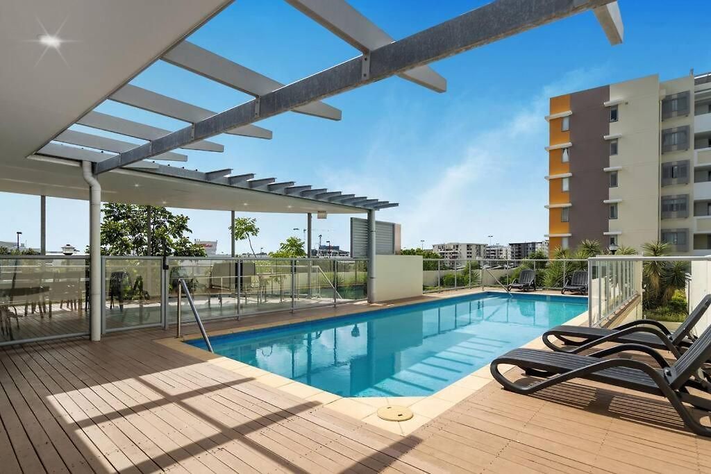 Spacious Newly Renovated 3-bedroom Opposite Westfield Chermside Brisbane