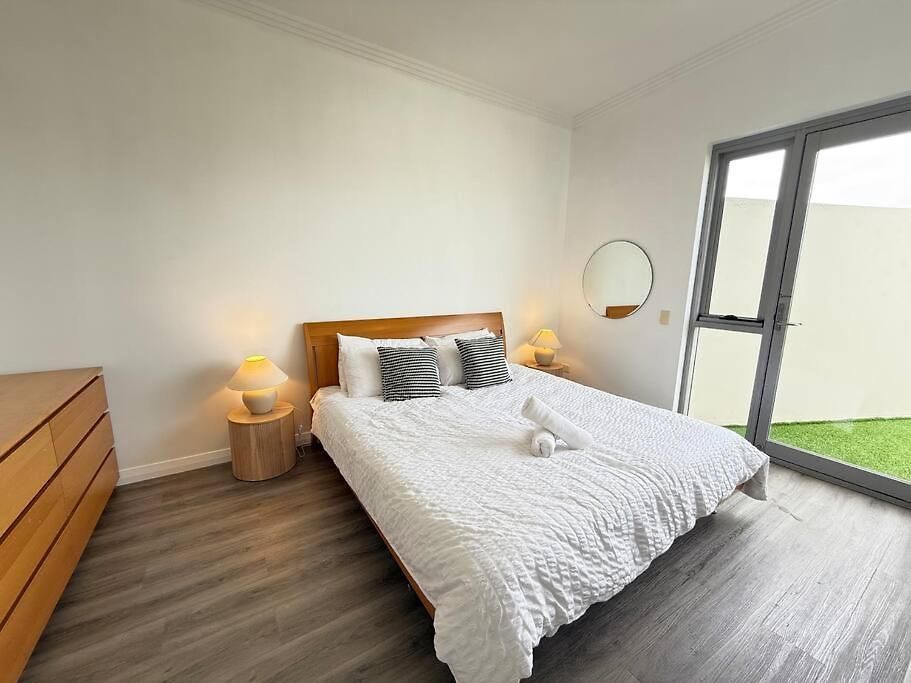 Apartment Spacious Newly Renovated 3-bedroom Opposite Westfield Chermside Brisbane