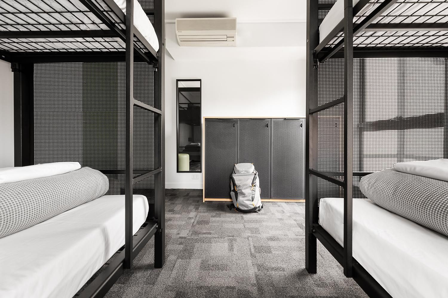 Yha * Brisbane