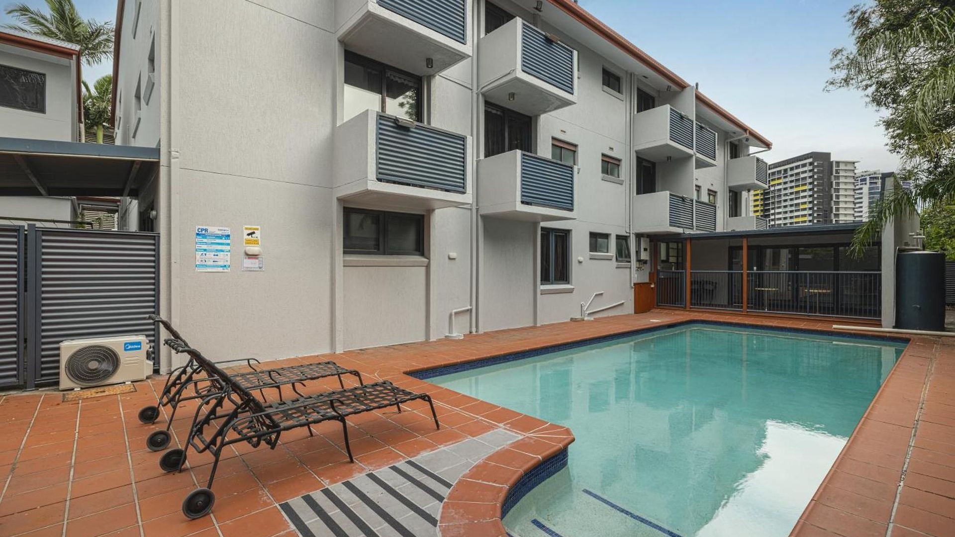 Asraport Motel