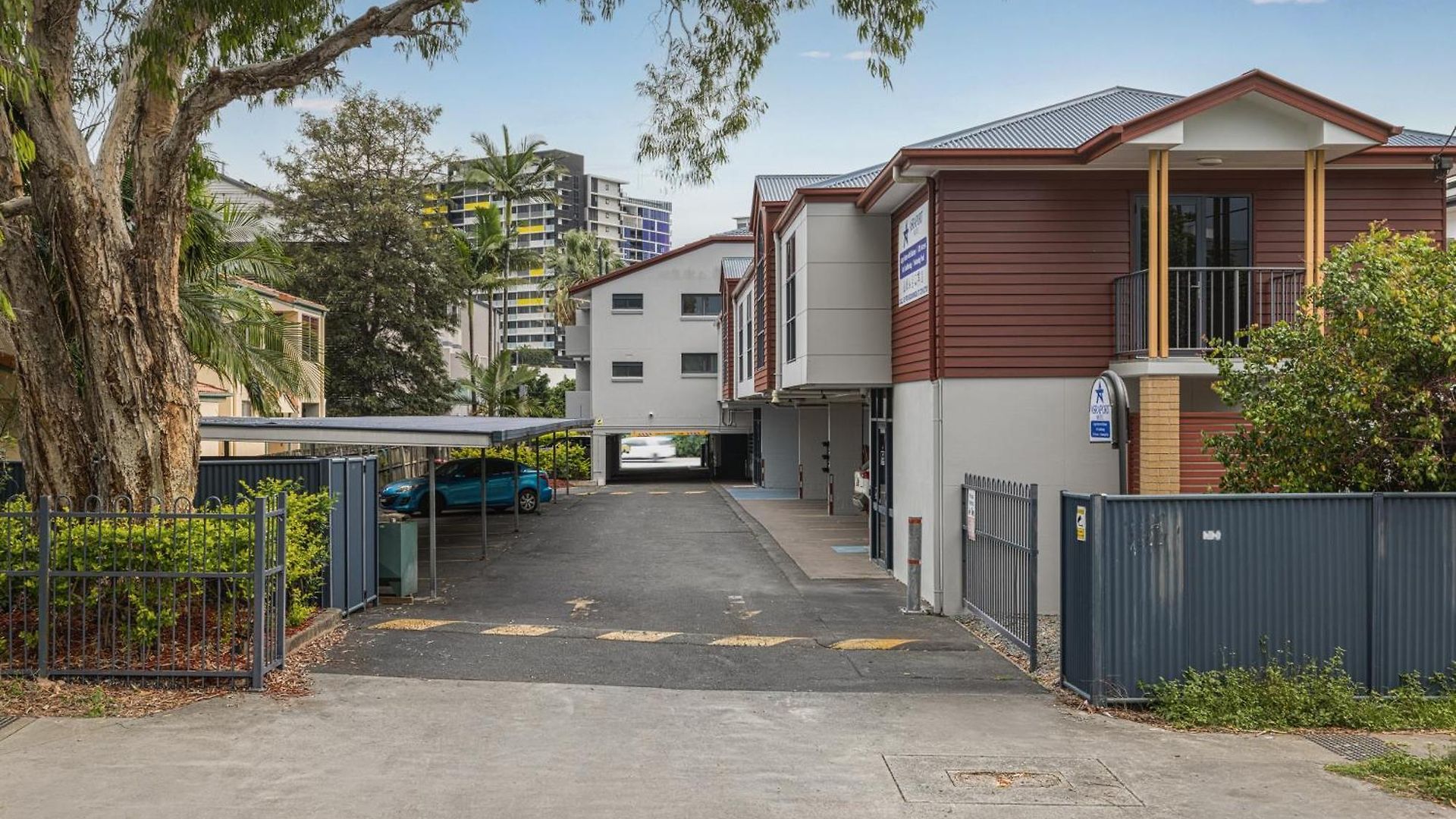Asraport Brisbane