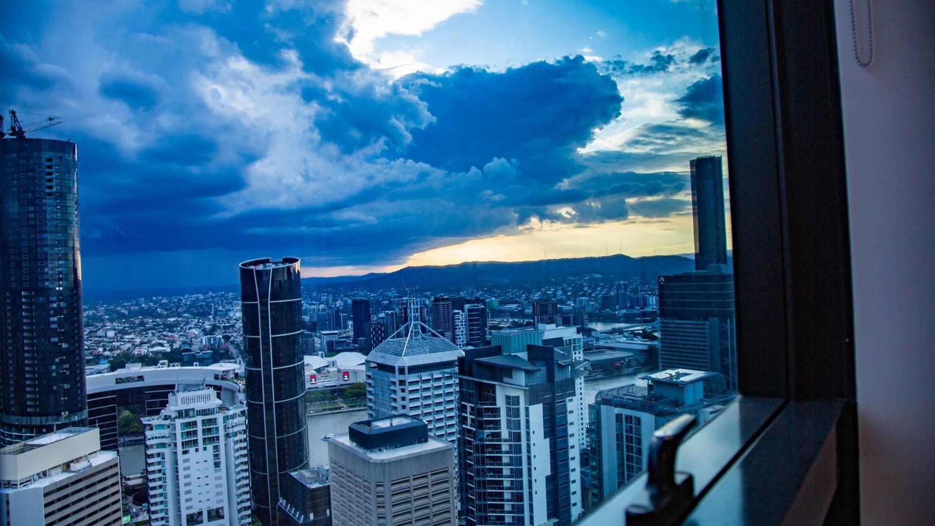 Imagine 4 Bedroom * Brisbane
