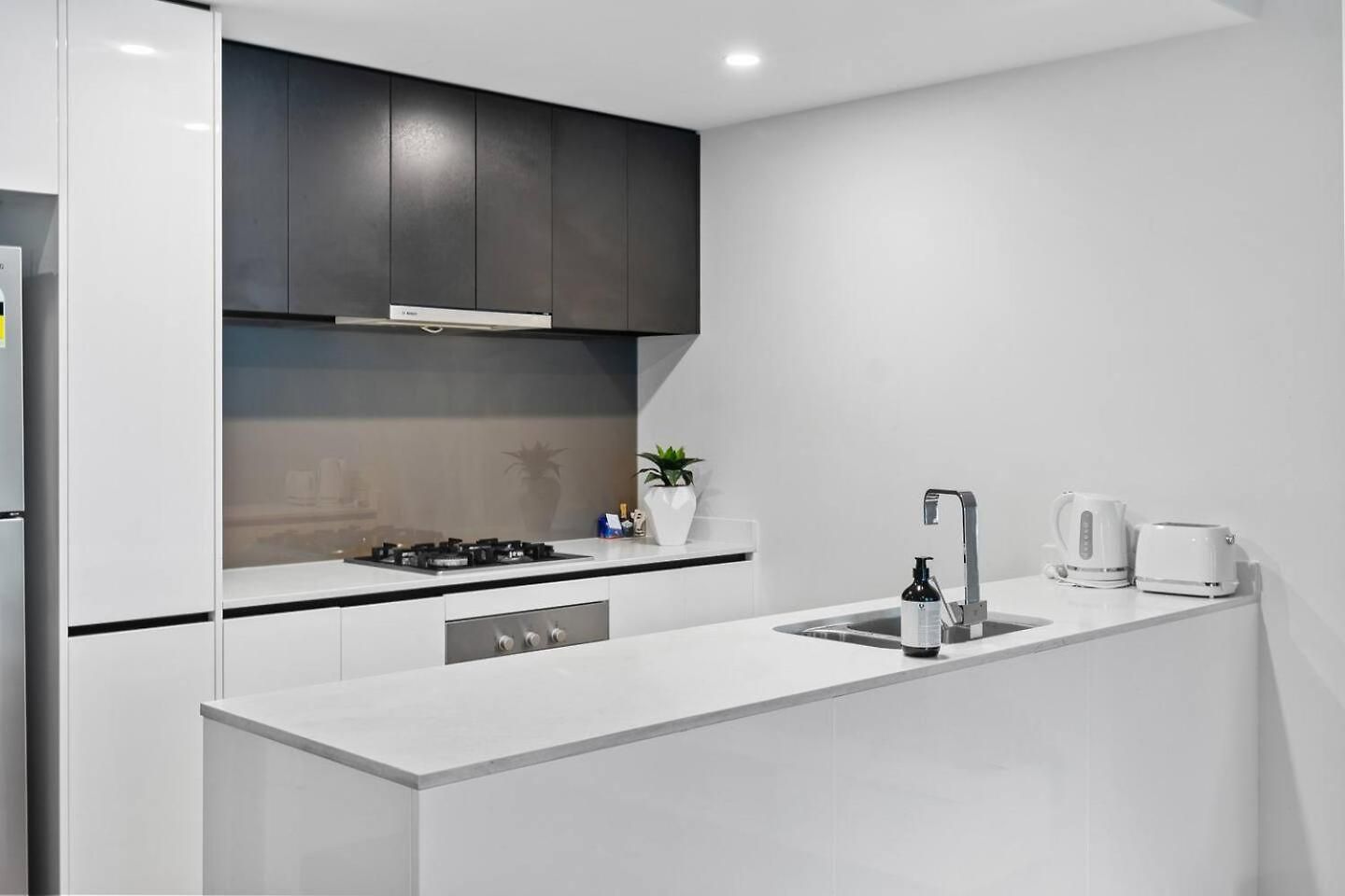 2br In Prime Location Apartment