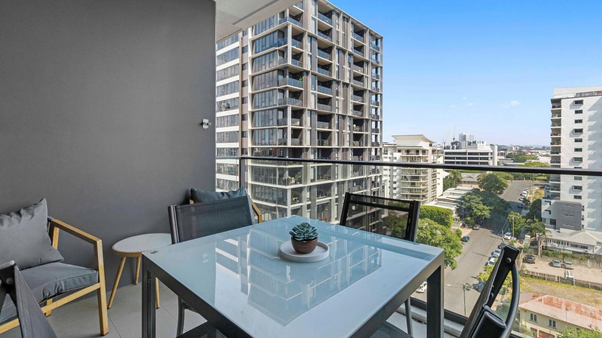 2bedroom Exec Near Suncorp Free Carpark *