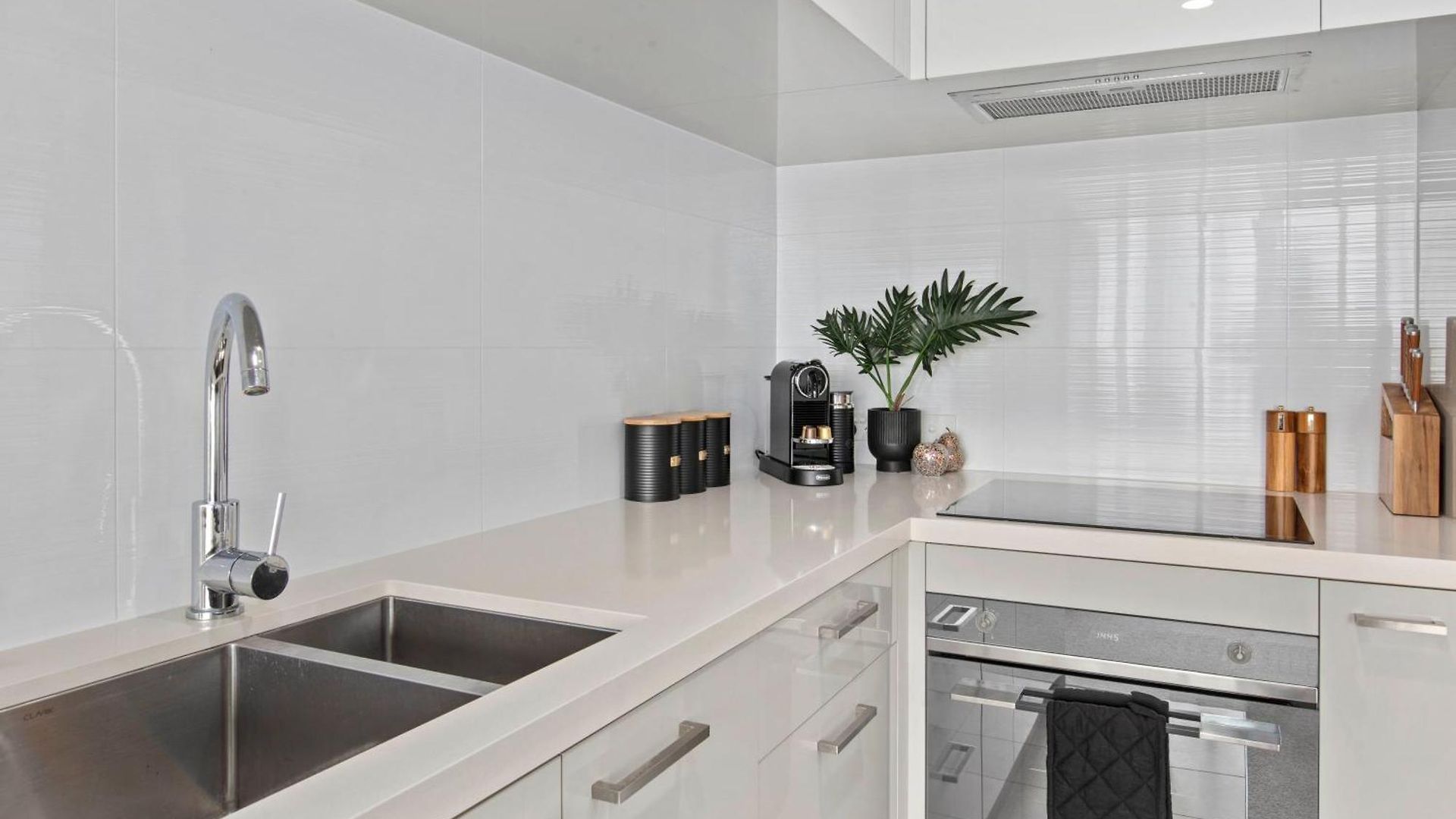 2bedroom Exec Near Suncorp Free Carpark Apartment *