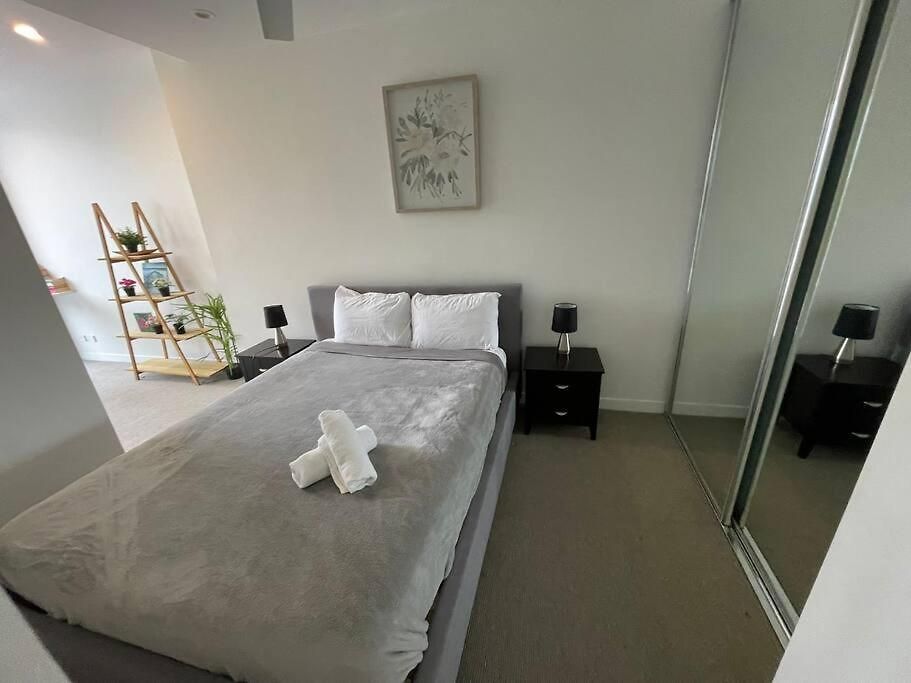 2br - Pool, Gym & Big Balcony M25 Apartment Brisbane