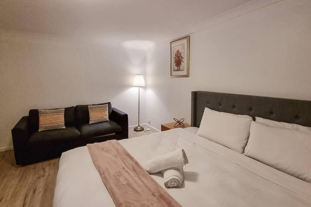 Apartment Wishart 1bed 1bath Tiny, Quiet House W Parking M15 Brisbane