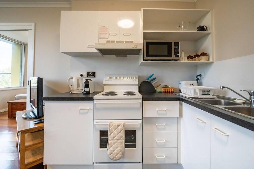 Quaint Auchenflower 1b1b W Parking Close To Uq M5 Apartment