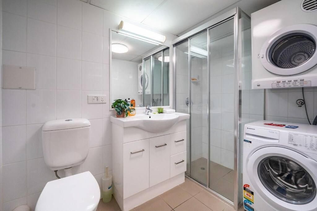 Quaint Auchenflower 1b1b W Parking Close To Uq M5 Apartment