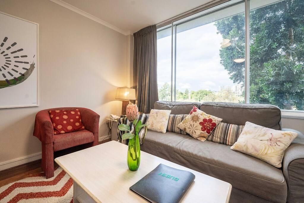 Apartment Quaint Auchenflower 1b1b W Parking Close To Uq M5 Brisbane