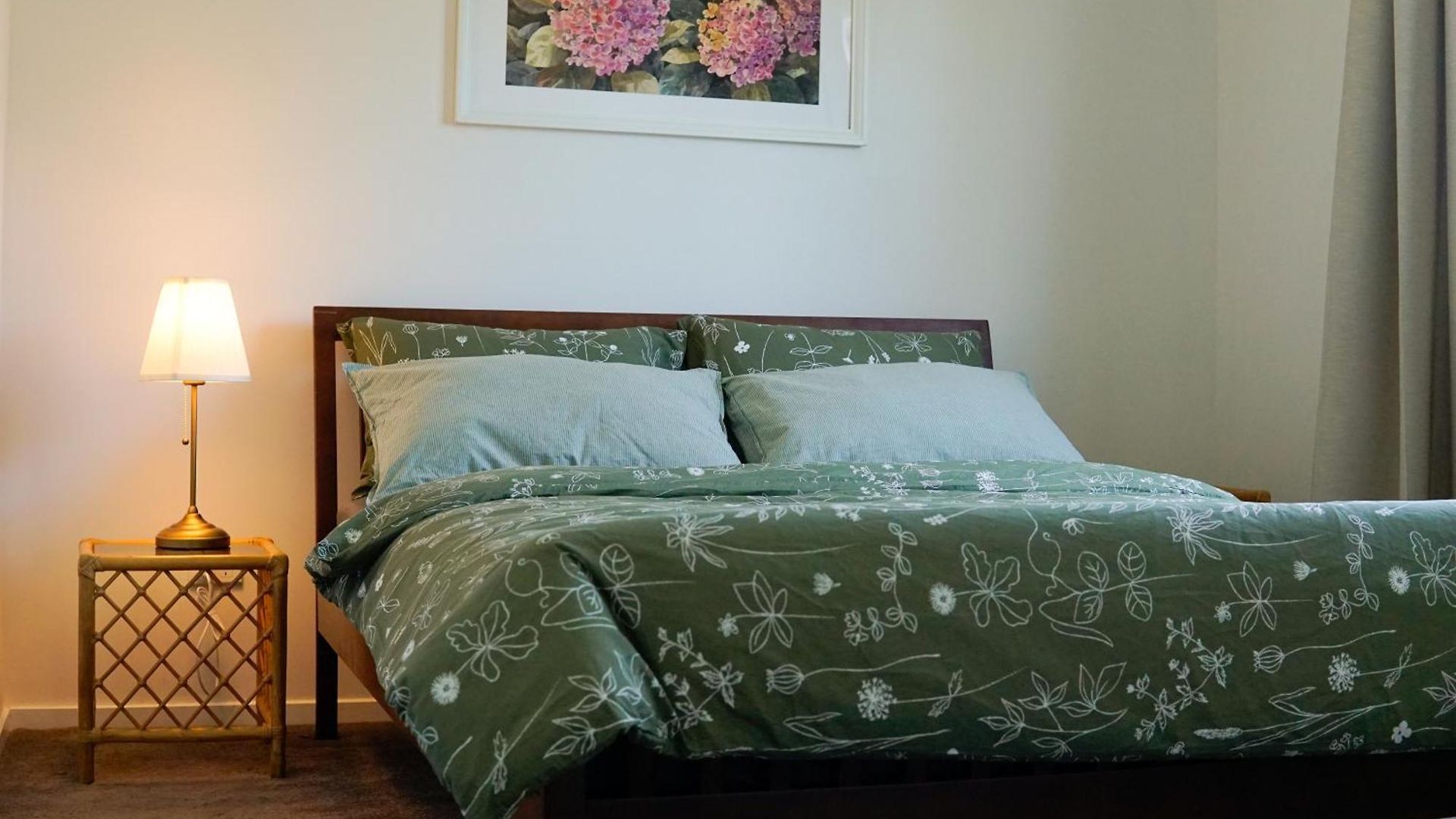 Apartment Located In The Heart Of Indooroopilly