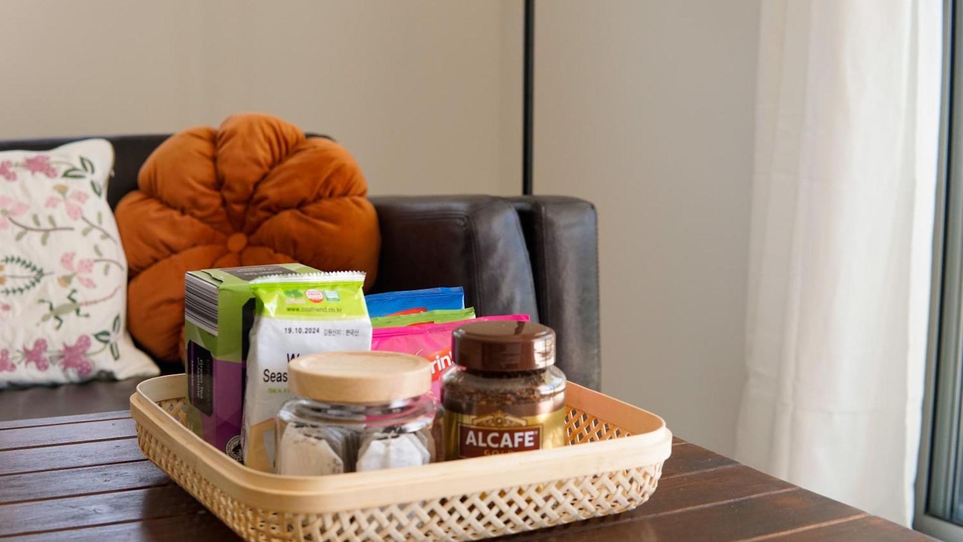 Located In The Heart Of Indooroopilly Apartment Brisbane