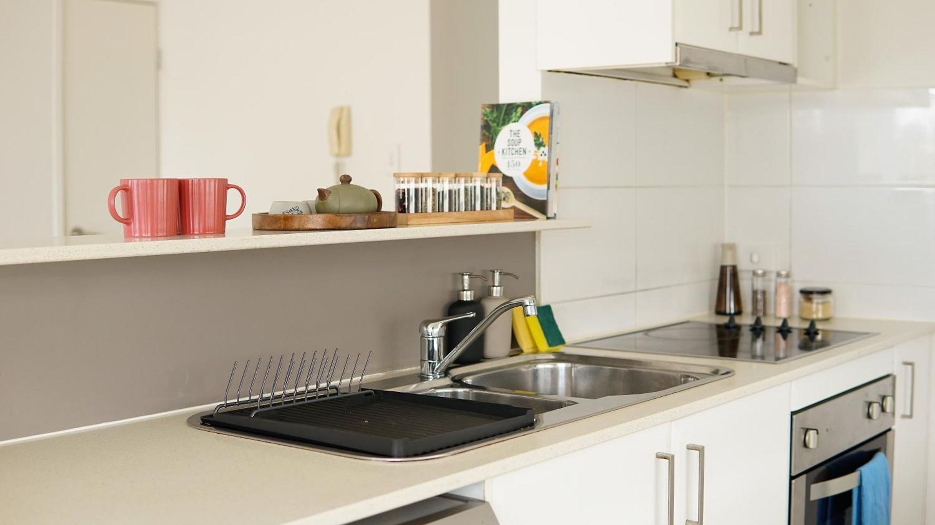Apartment Located In The Heart Of Indooroopilly Brisbane