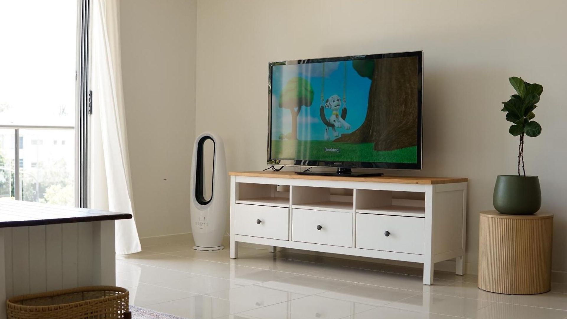 Apartment Located In The Heart Of Indooroopilly Brisbane