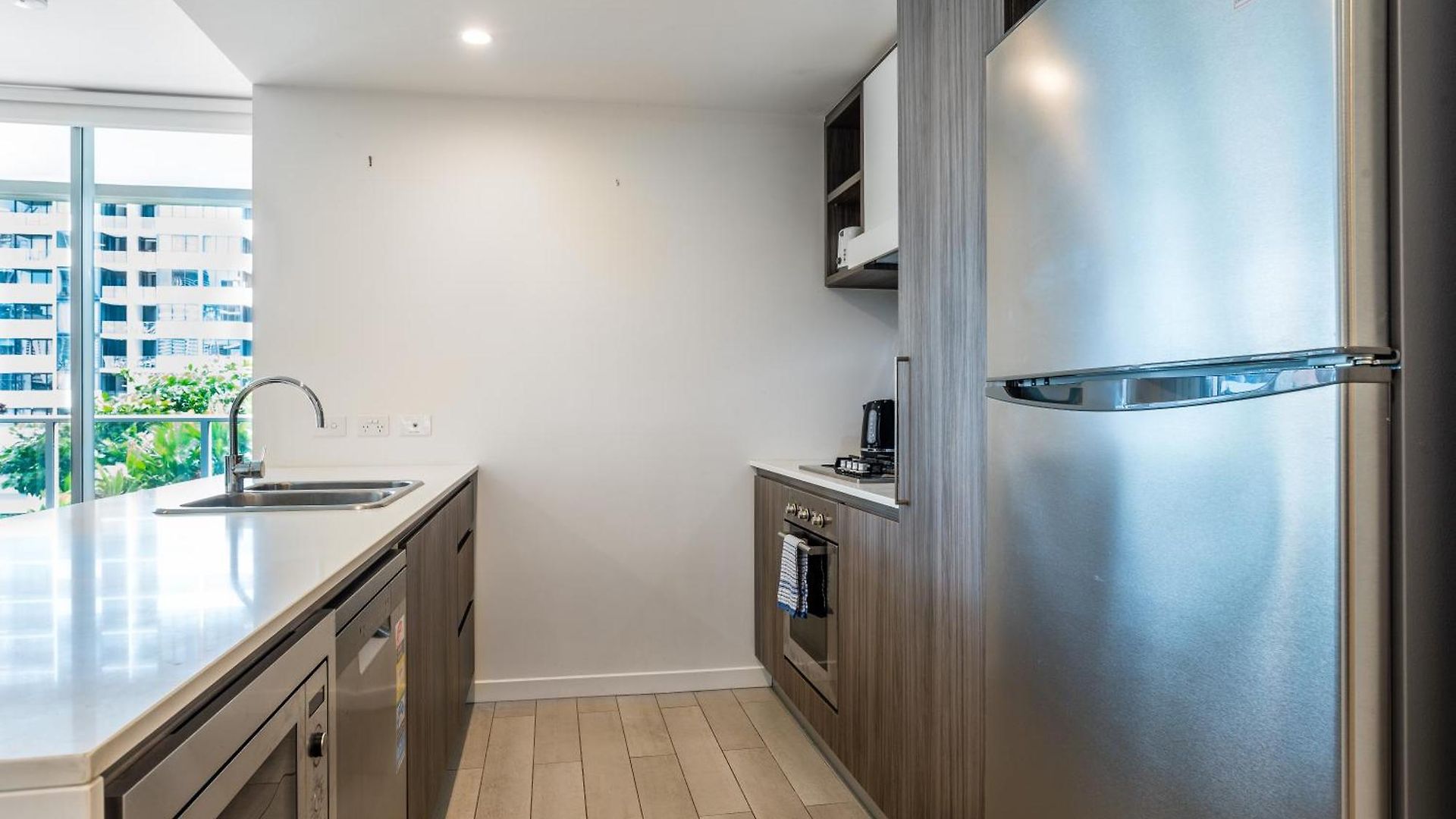 Apartment Modern 2 Bedroom With Parking South Brisbane