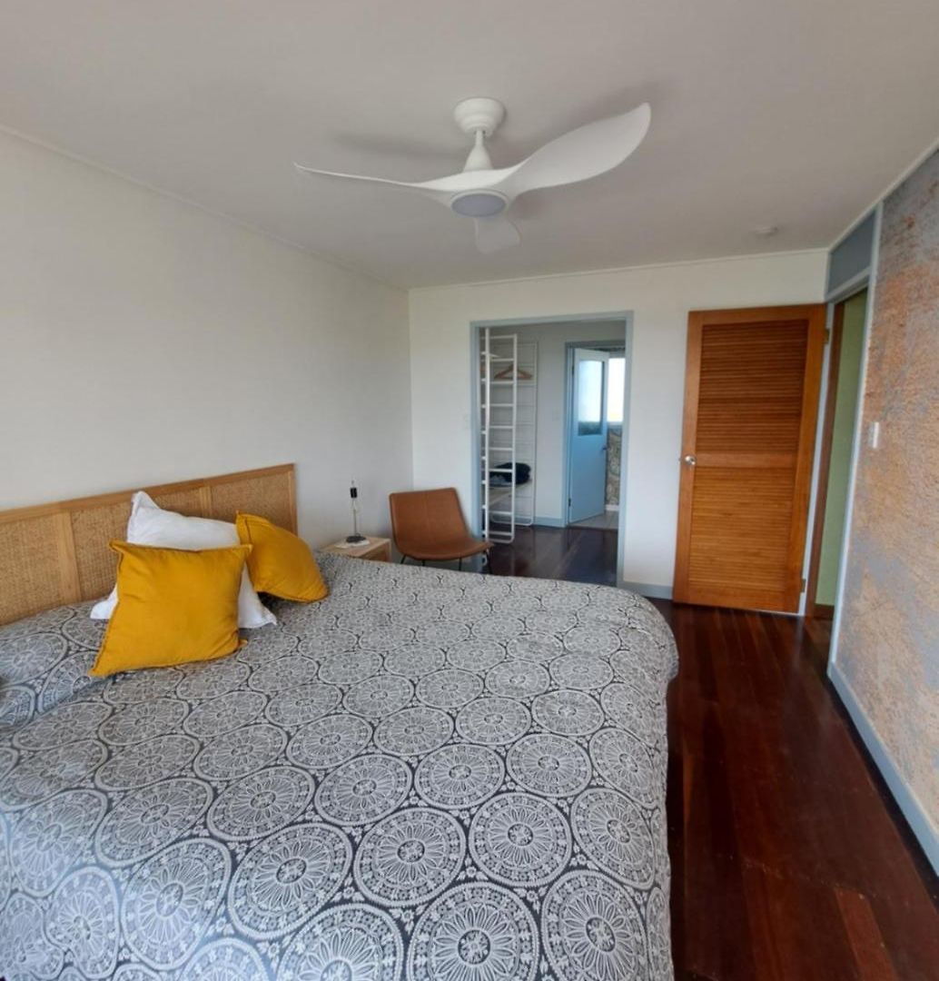 1960s Pool House - Hosted Bed & Breakfast 4*