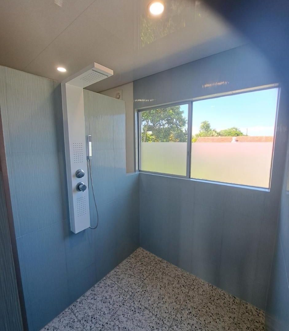 1960s Pool House - Hosted Bed & Breakfast Brisbane