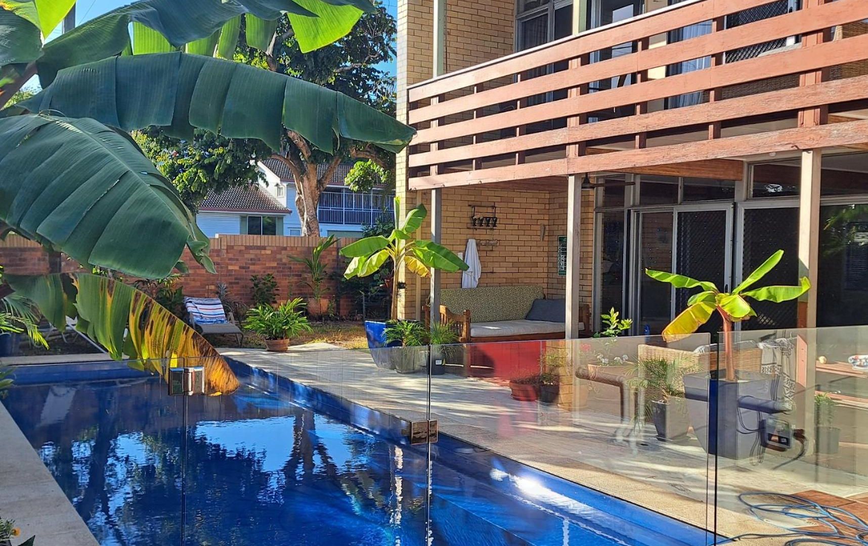 1960s Pool House - Hosted Brisbane