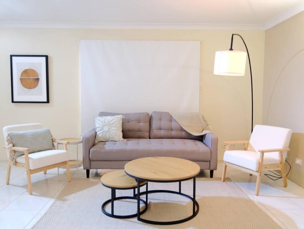Homy Spacious 4b2b W Parking Steps To Malls Dining *