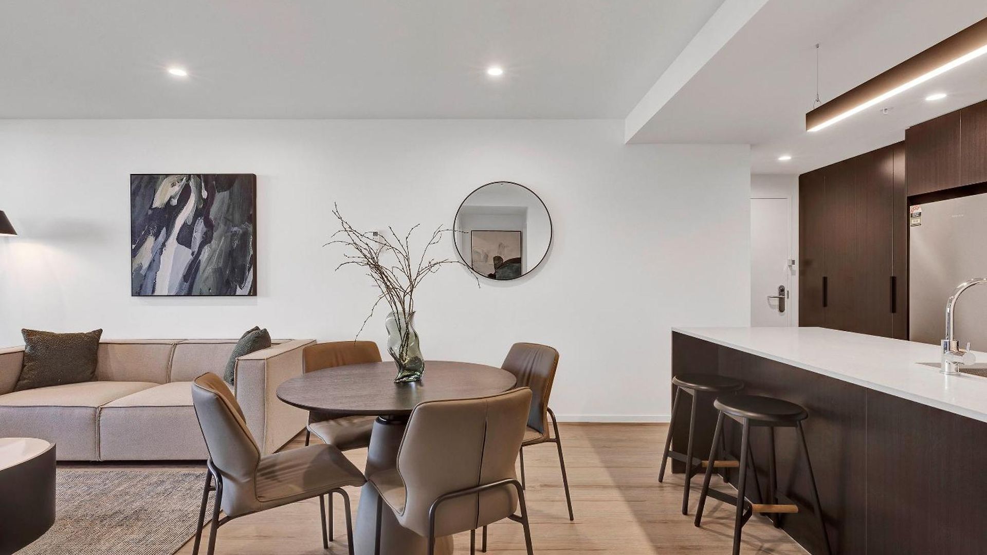 Aparthotel Rambla At Berwick House 4*