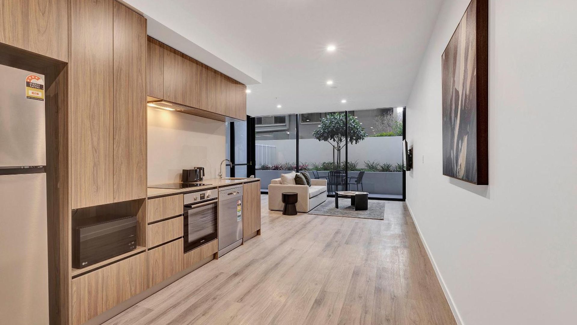 Rambla At Berwick House Aparthotel 4*