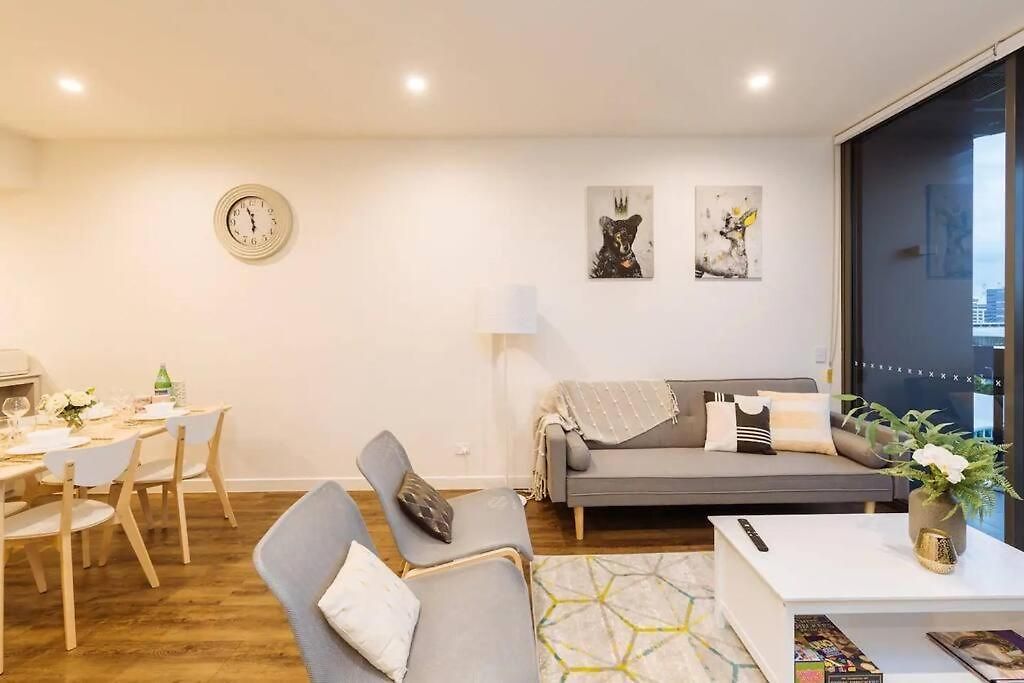 South View 2bedroom With Free Parking Apartment *