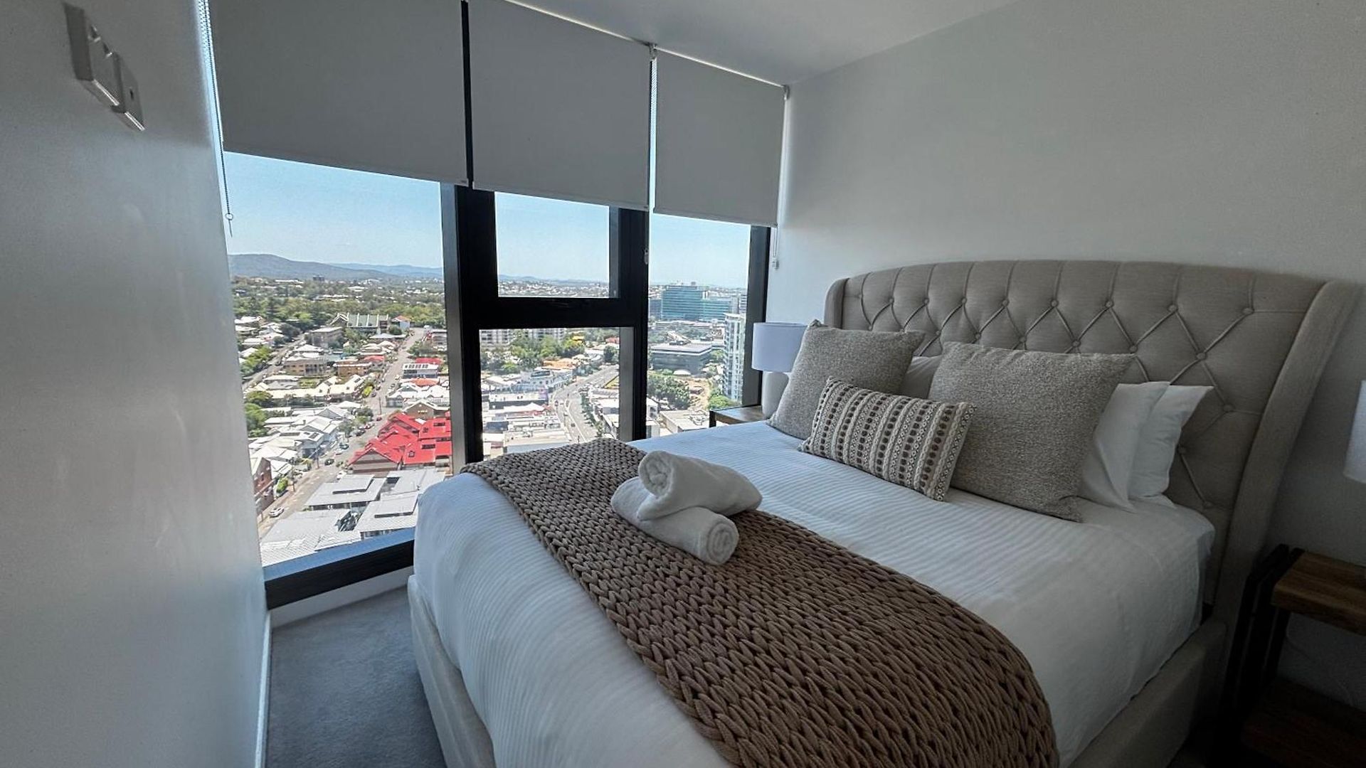 Luxury Peppers Infinity Pool Stylish With 2bd & 1c Park * Brisbane