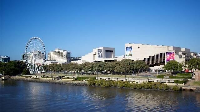 Gilded River - Vintage Charm & River Front Luxury 1 Bedroom - Story Bridge Views Brisbane