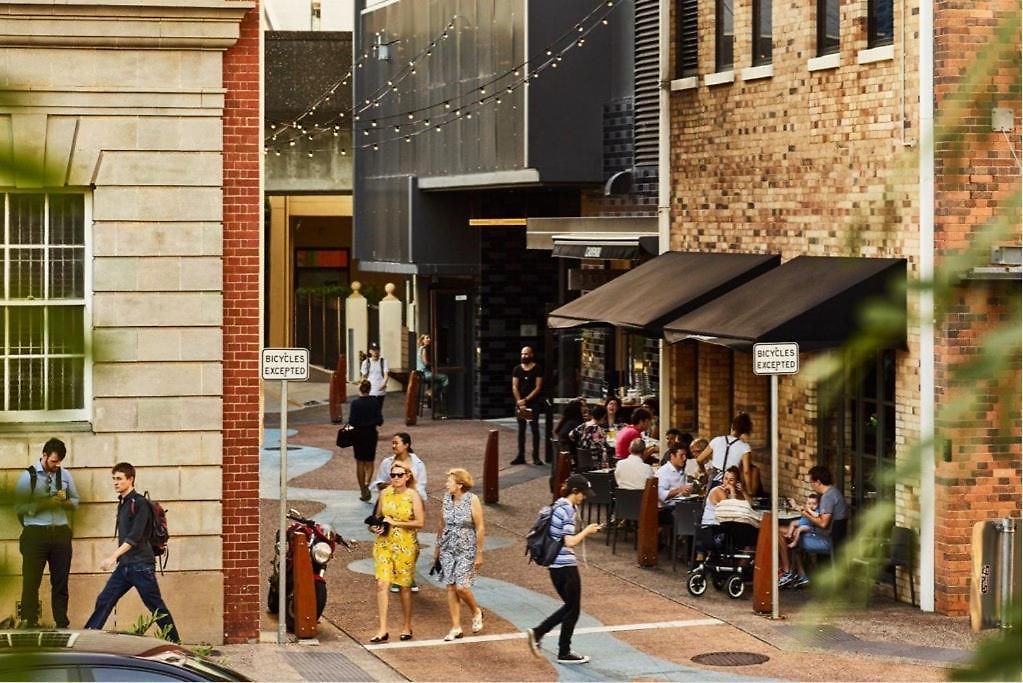 Gilded River - Vintage Charm & River Front Luxury 1 Bedroom - Story Bridge Views Apartment Brisbane
