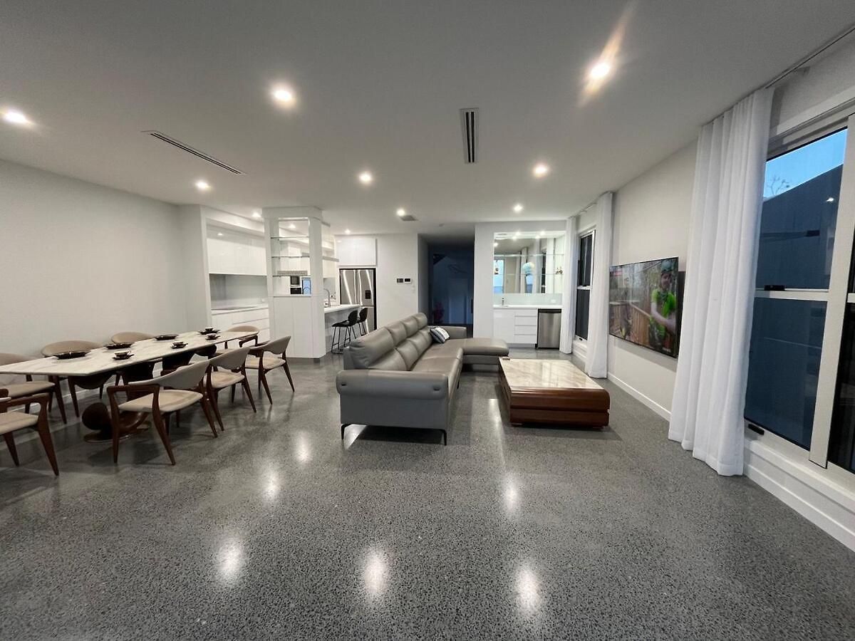 5 Star Luxury Manly Holiday home Brisbane
