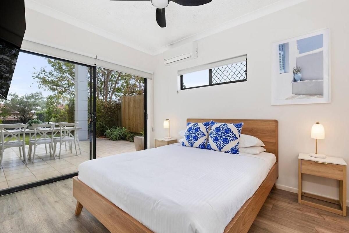 Garden 2bed X 2bath, Parking Apartment *