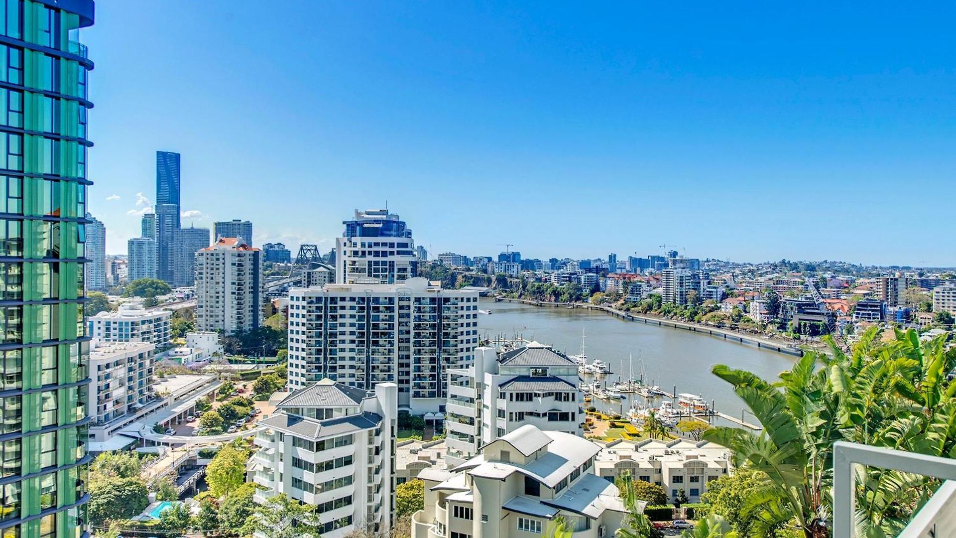 Apartment Lovely 2 Bedroom Executive *