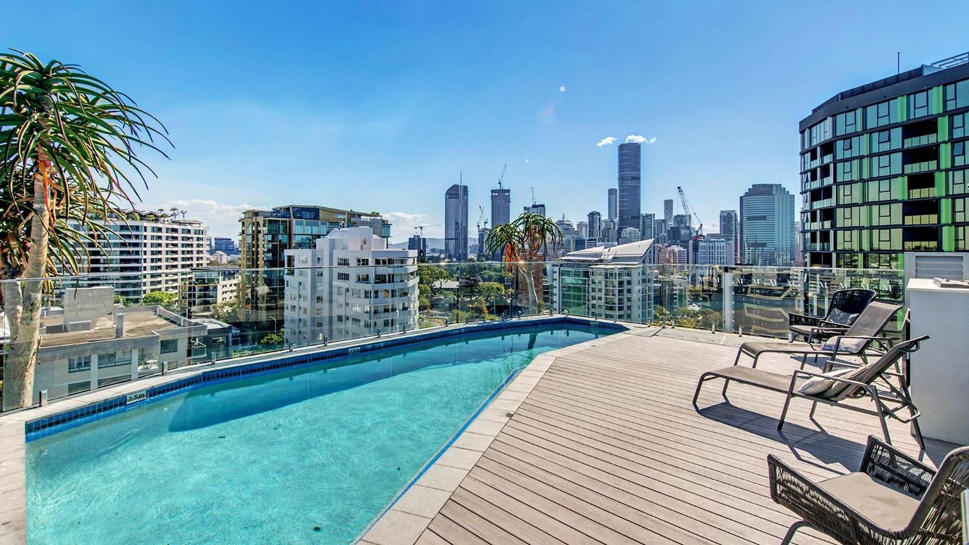 Lovely 2 Bedroom Executive * Brisbane
