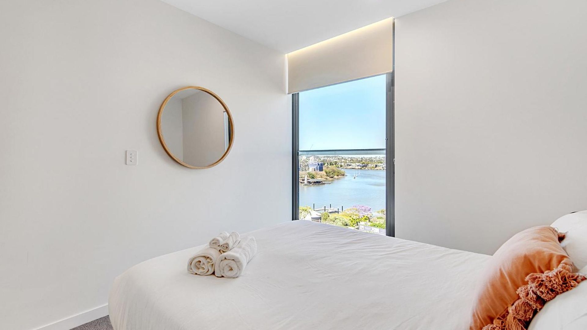 Lovely 2 Bedroom Executive * Brisbane