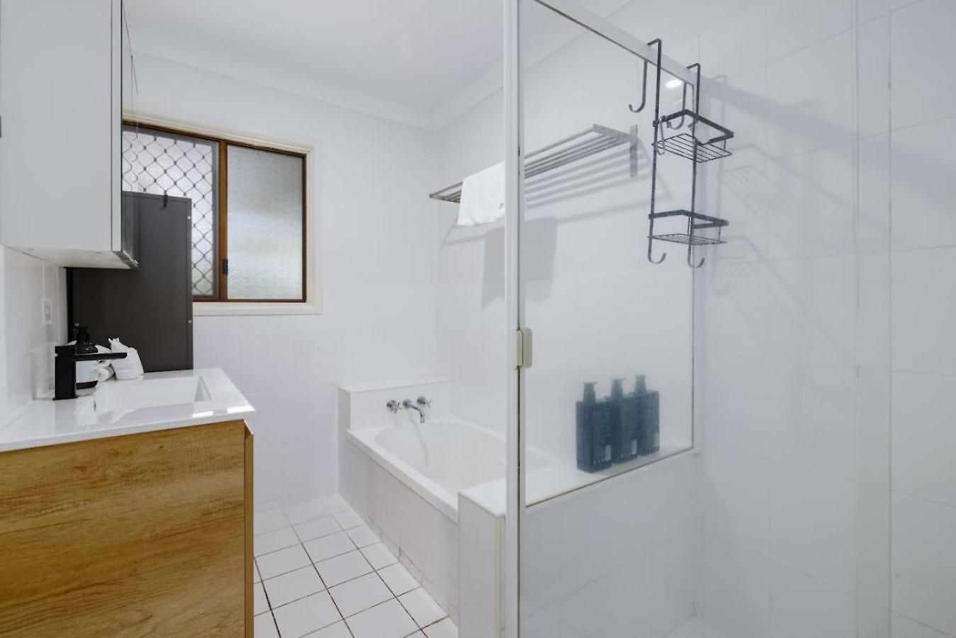 Value 4beds Near Shops, Cafes And Forest * Brisbane
