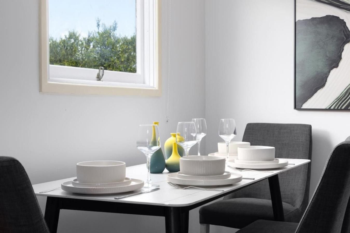 Value 4beds Near Shops, Cafes And Forest * Brisbane