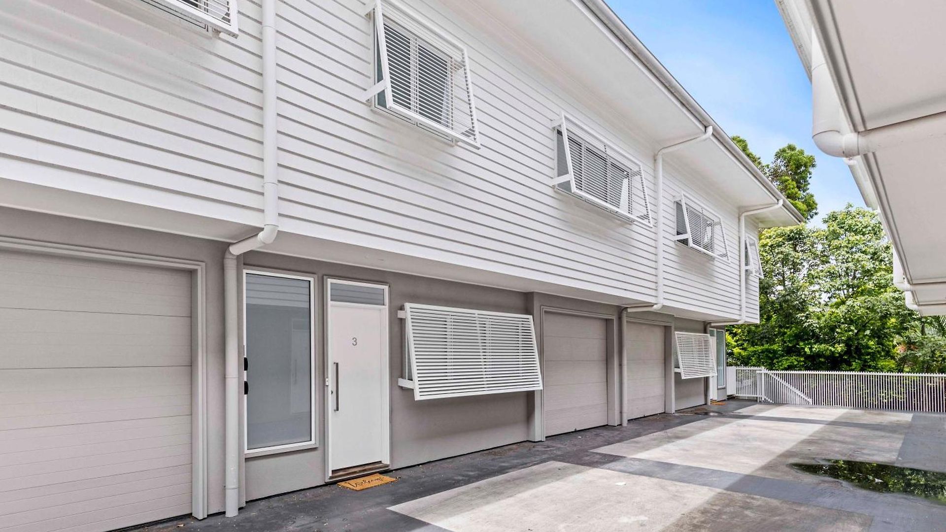 Stylish 3br Townhouse Camphill - Wifi, Parking Apartment
