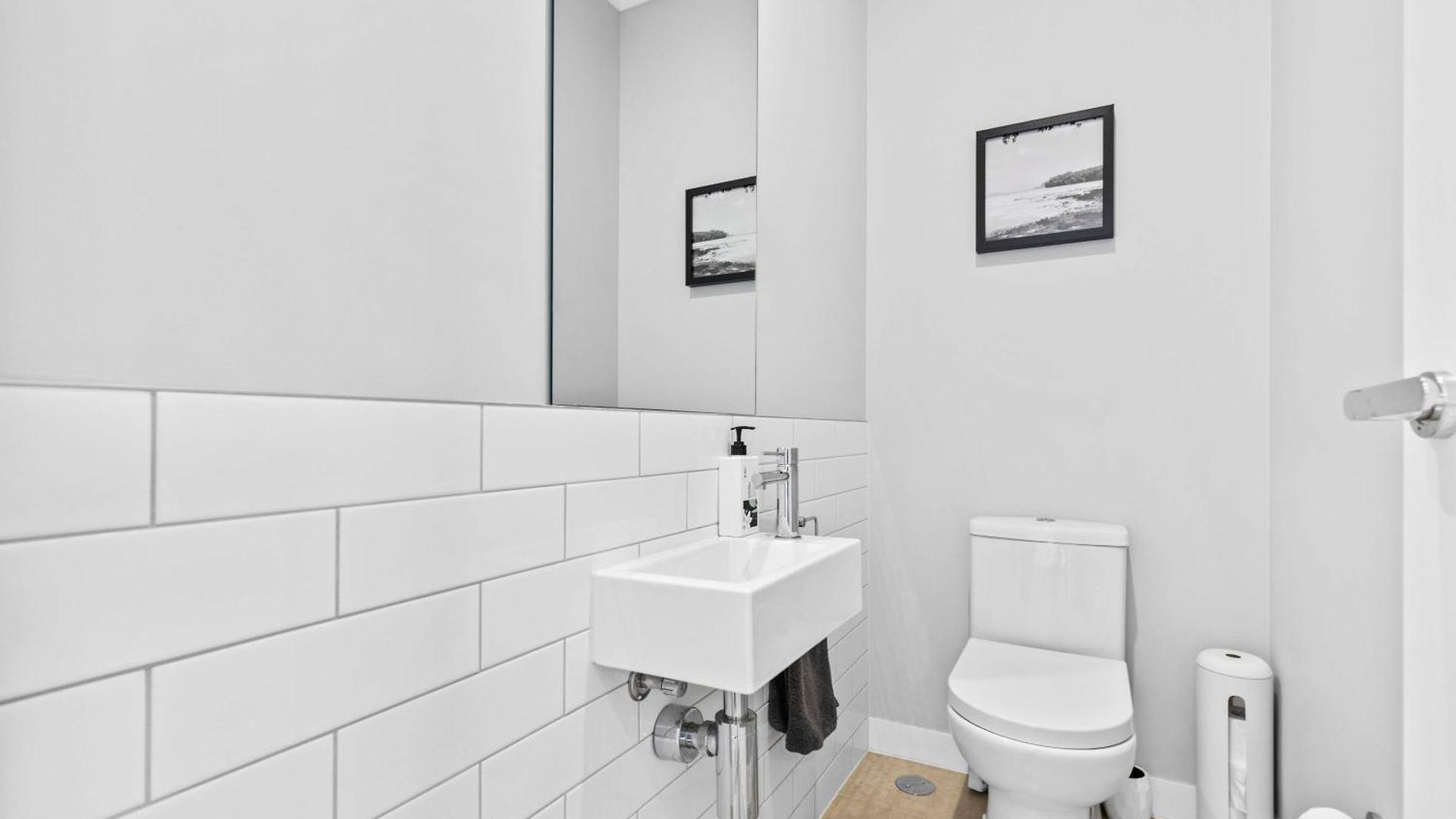 Apartment Stylish 3br Townhouse Camphill - Wifi, Parking Brisbane