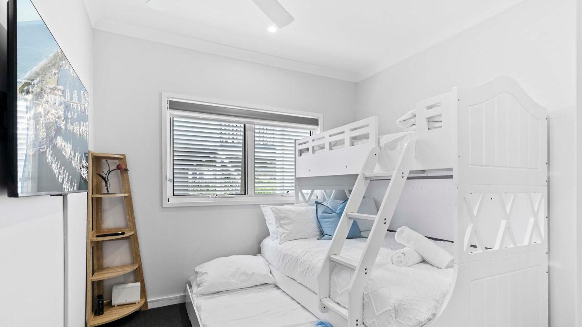 Stylish 3br Townhouse Camphill - Wifi, Parking Apartment *