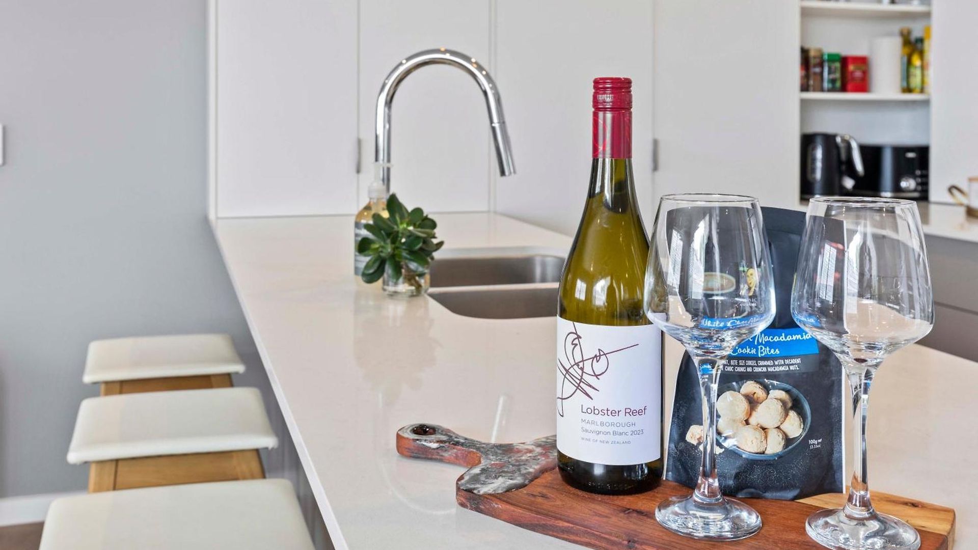 Apartment Stylish 3br Townhouse Camphill - Wifi, Parking Brisbane