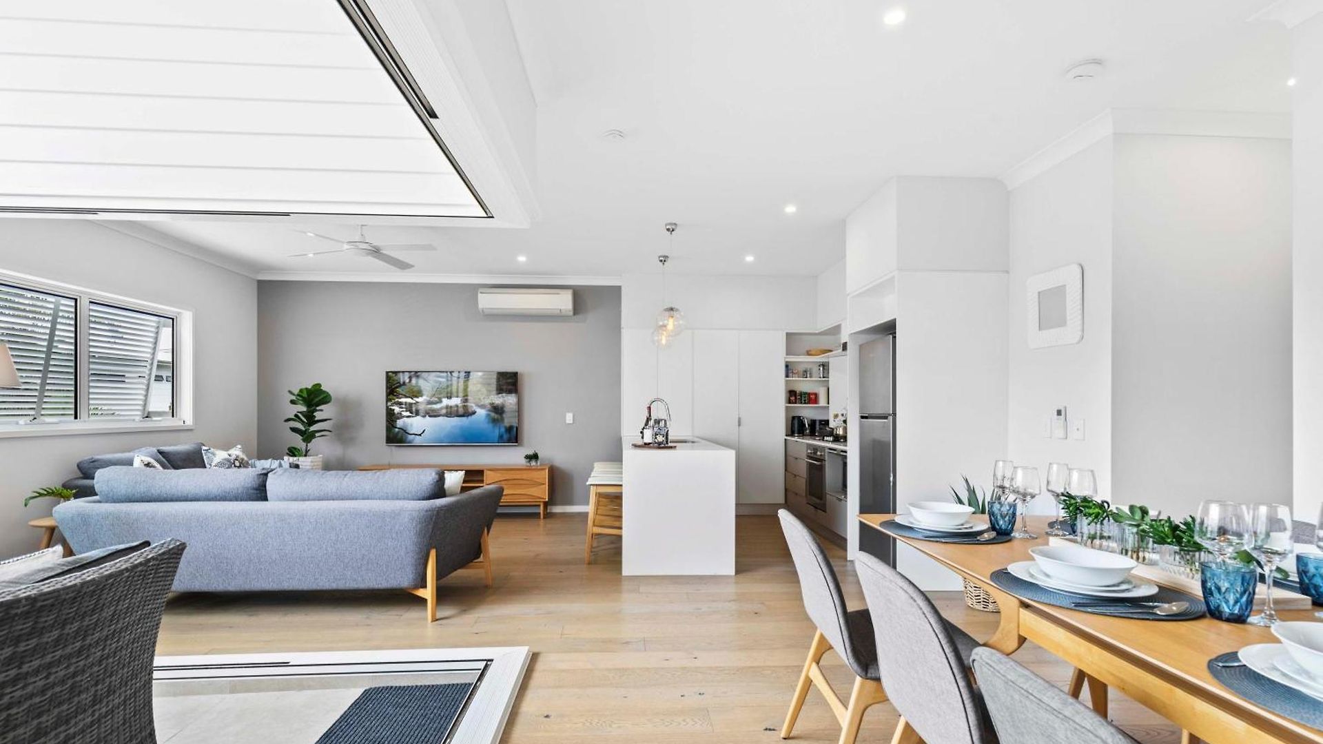 Stylish 3br Townhouse Camphill - Wifi, Parking Apartment *