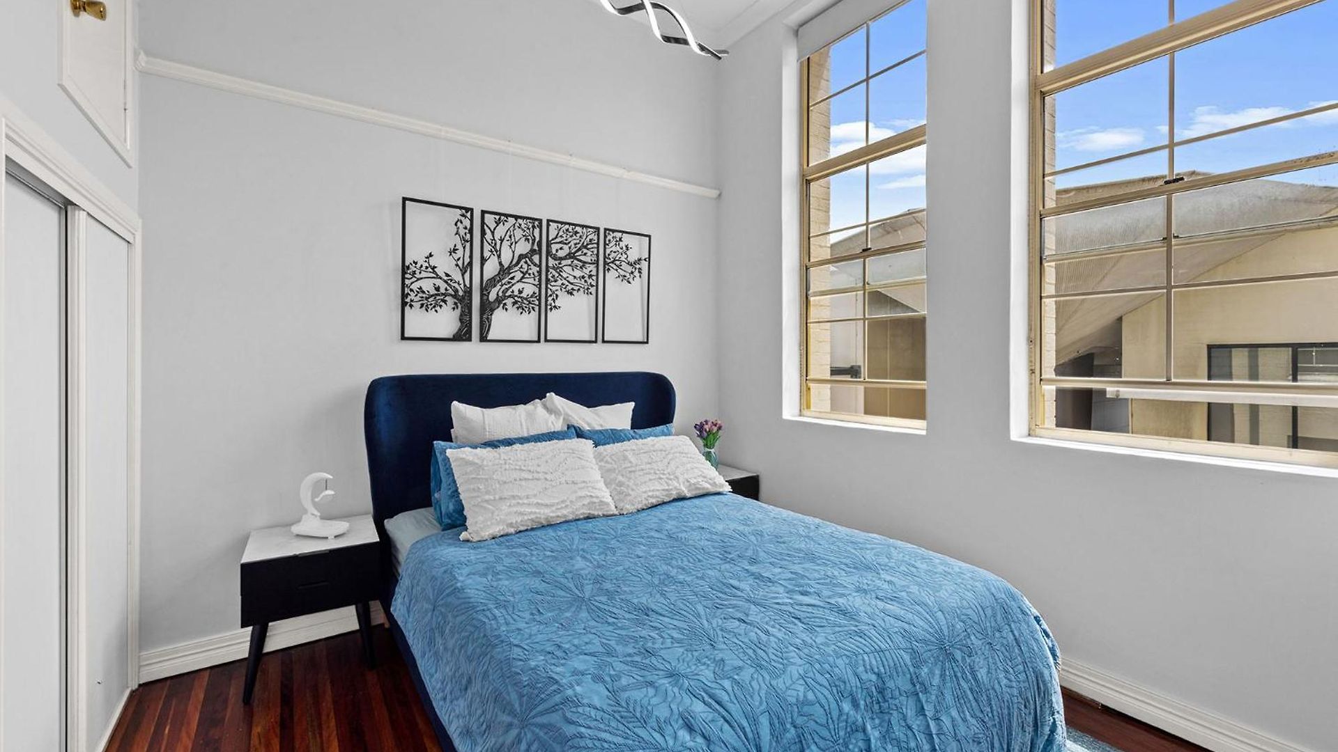 Apartment Stylish 1 Bedroom Retreat In The Heart Of *