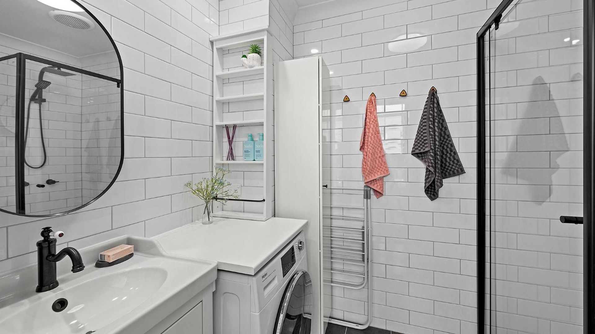 High Ceiling 1 Bedroom In The Brisbane