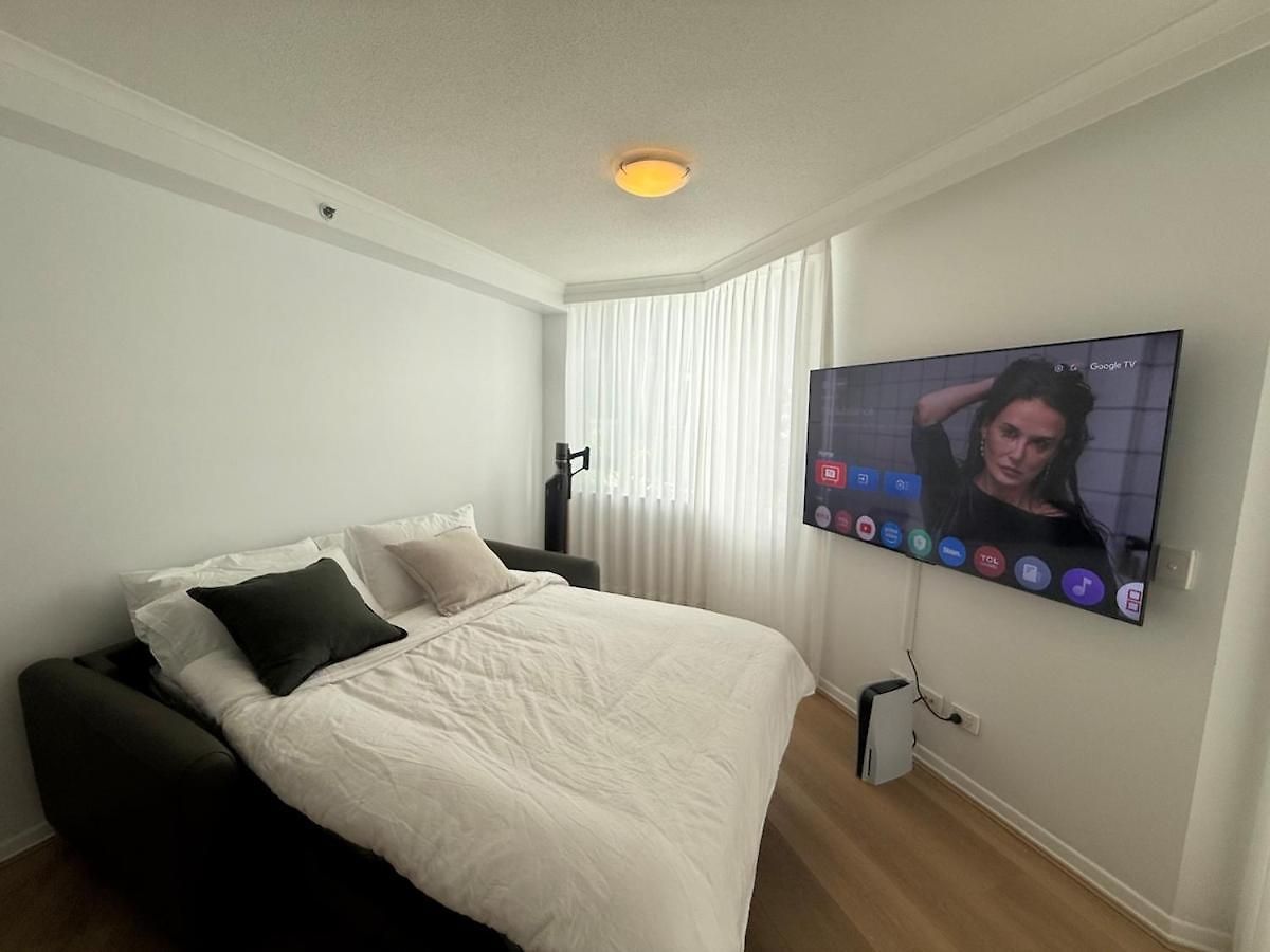 Apartment Cbd Two Bedrooms Brisbane