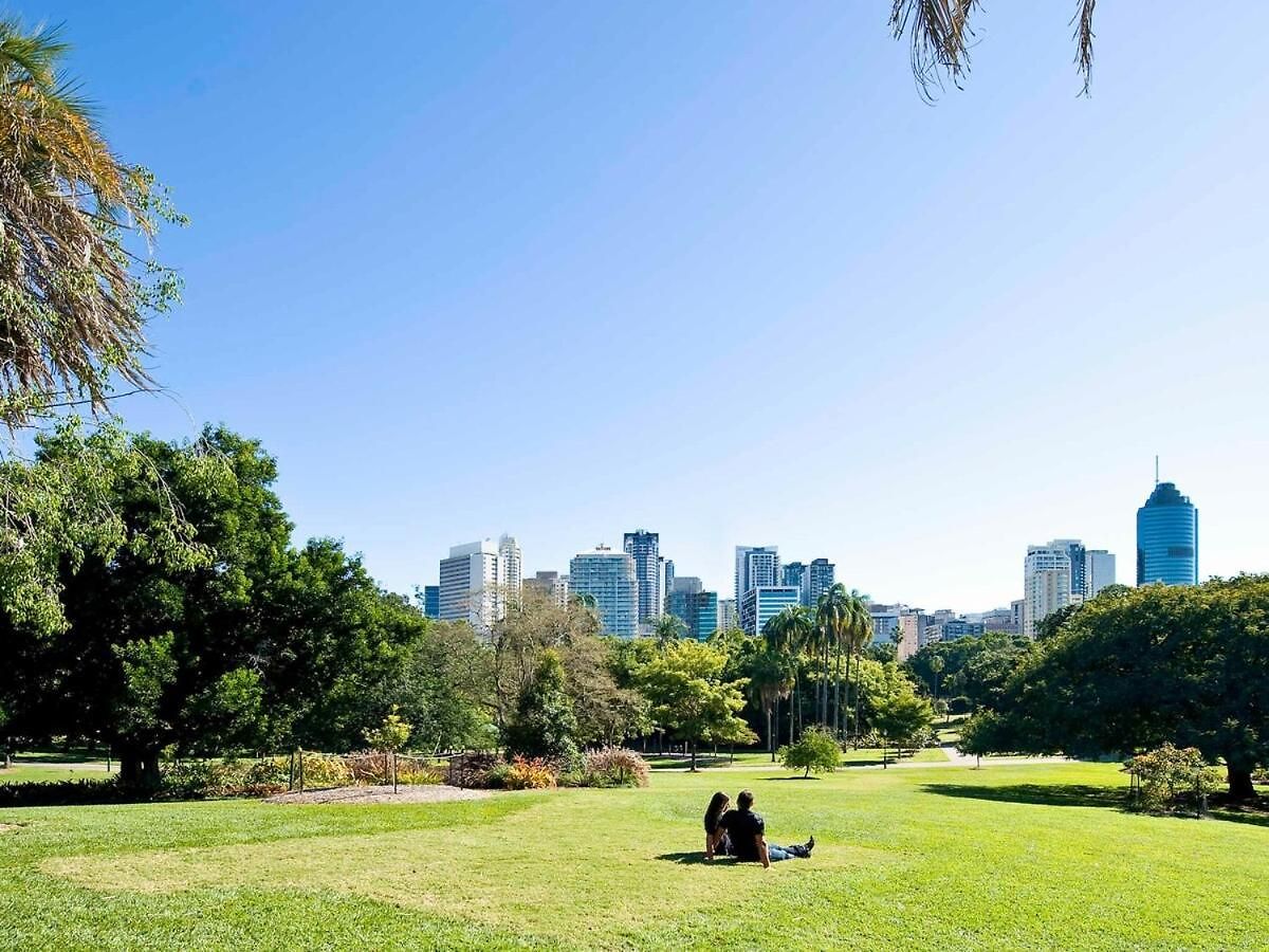 Cbd Two Bedrooms