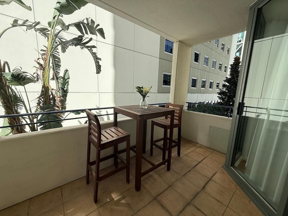 Apartment Cbd Two Bedrooms *