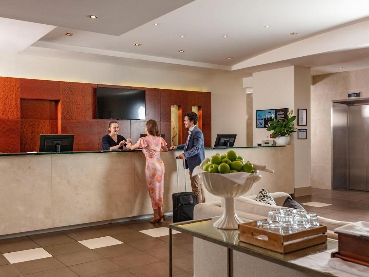 Cbd Two Bedrooms Apartment Brisbane