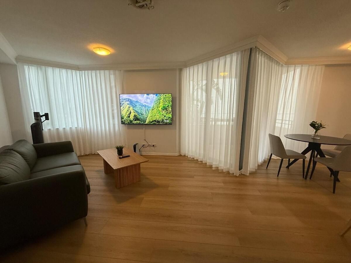 Cbd Two Bedrooms